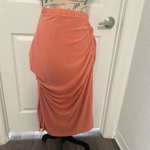 *NWT* Peach Express Peach Ruched Skirt, Sz Medium.